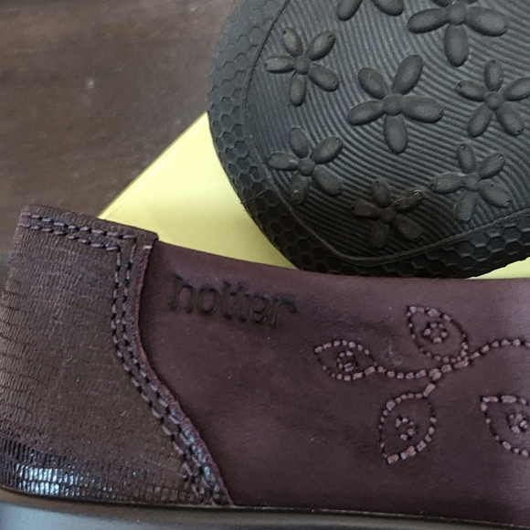 Hotter Leather Loafers - Picture 8 of 10